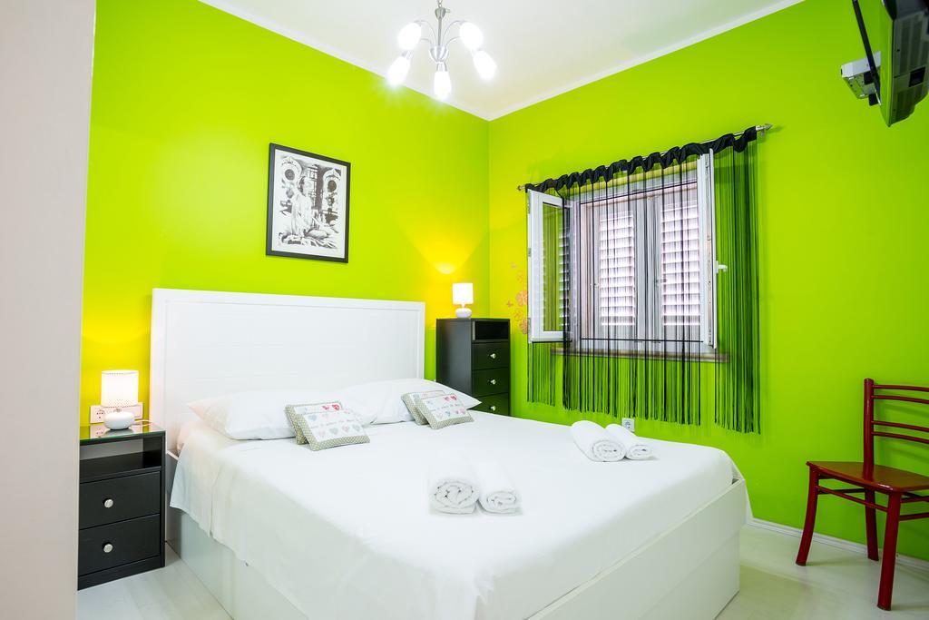 Apartments Biserka Bol Room photo
